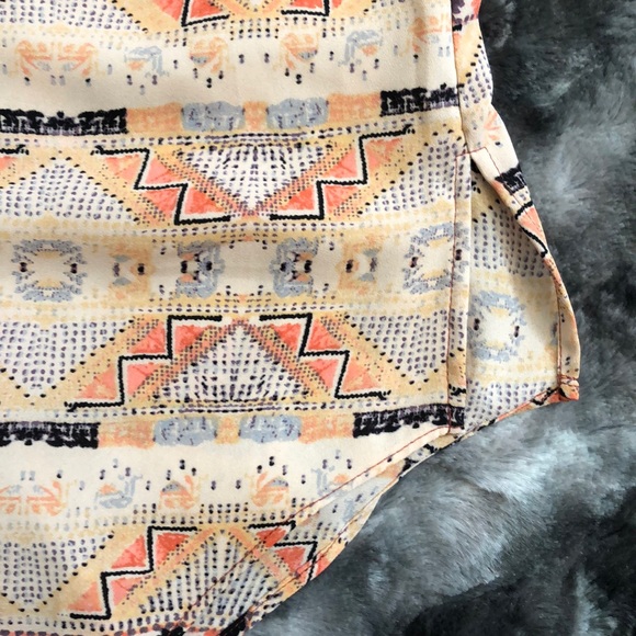 Women’s flowy mossimo tank - Picture 4 of 7